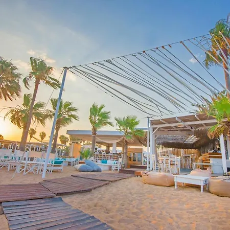 Dome Marina & 酒店 圣纳帕
