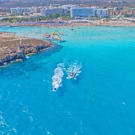 Dome Marina & 4* 圣纳帕